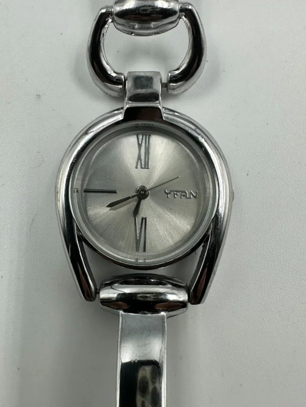 3/$30 YFan Watch Women Silver Tone Horsebit Style Dial New Battery 7.5 